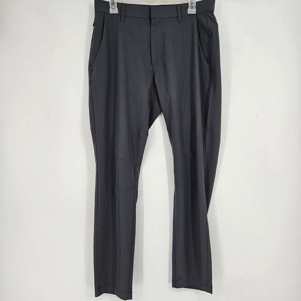 Fabletics The Only Pants Mens 31 x 32 Performance Casual Classic Stretch Gray